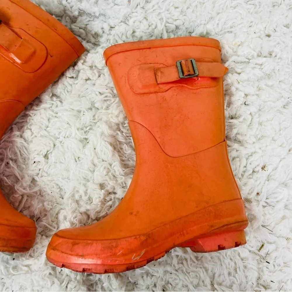 UNBRANDED kids Orange Rain Boots with Buckle size 11 / 12